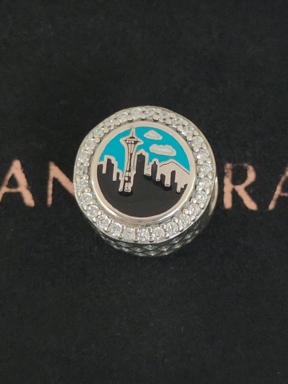 Pandora Authentic Seattle Exclusive Charm Bead Bracelet Pendant S925 Silver